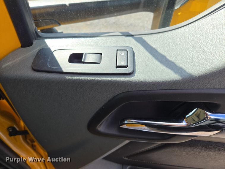 image for item EI4135 2021 Kenworth T680 semi truck