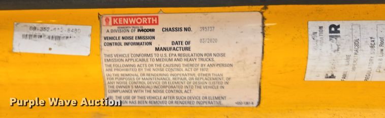 image for item EI4139 2021 Kenworth T680 semi truck