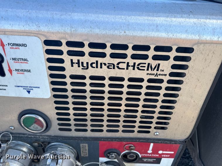 image for item EI4141 2021 Kenworth T680 semi truck