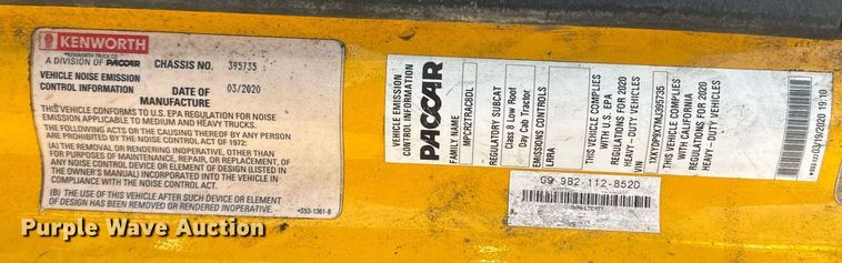 image for item EI4141 2021 Kenworth T680 semi truck