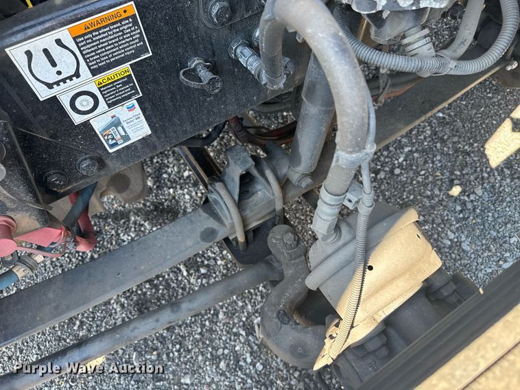 image for item EI4142 2021 Kenworth T680 semi truck