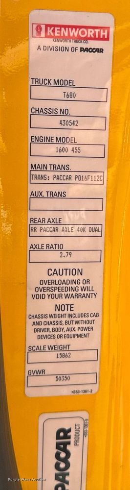 image for item EI4143 2020 Kenworth T680 semi truck