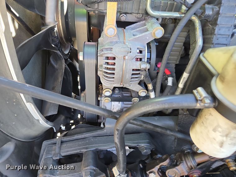 image for item EI4144 2022 Kenworth T680 semi truck