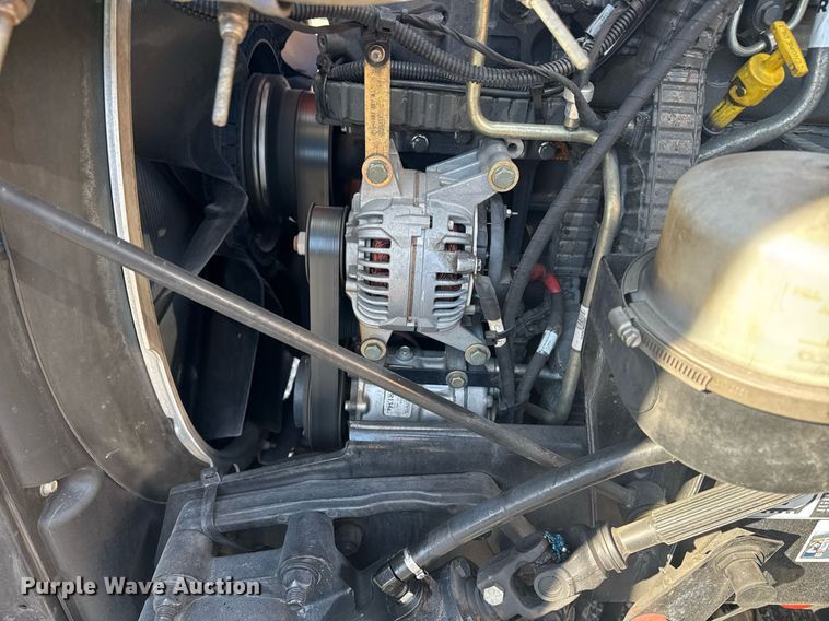 image for item EI4146 2021 Kenworth T680 semi truck