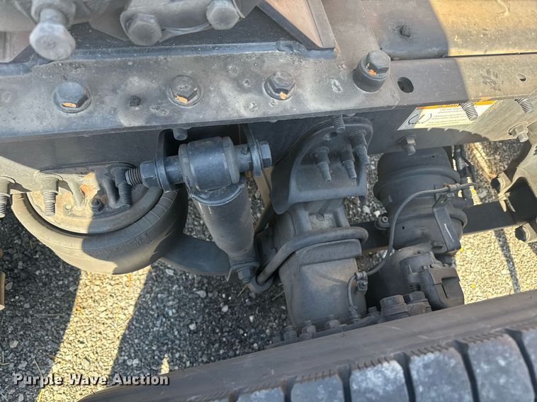 image for item EI4147 2021 Freightliner Cascadia semi truck