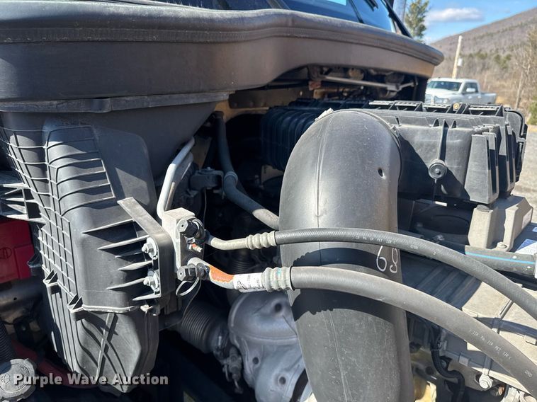 image for item EI4147 2021 Freightliner Cascadia semi truck