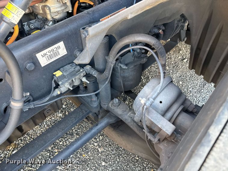 image for item EI4147 2021 Freightliner Cascadia semi truck