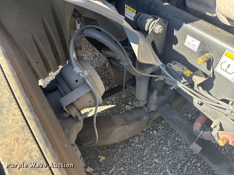 image for item EI4147 2021 Freightliner Cascadia semi truck