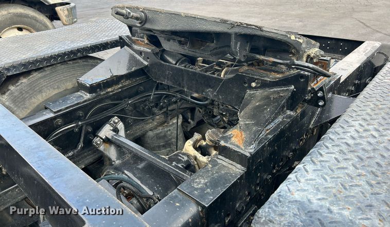 image for item EK2621 2009 Western Star 4900 semi truck