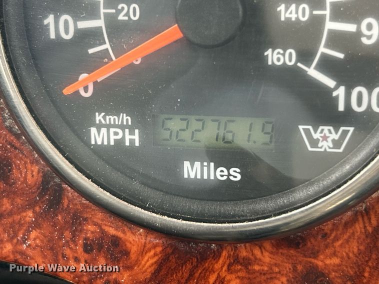 image for item EK2621 2009 Western Star 4900 semi truck