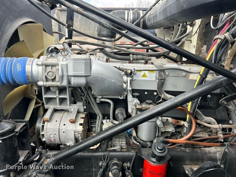 image for item EK2621 2009 Western Star 4900 semi truck