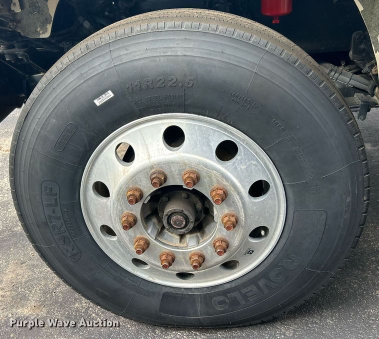 image for item EK2621 2009 Western Star 4900 semi truck