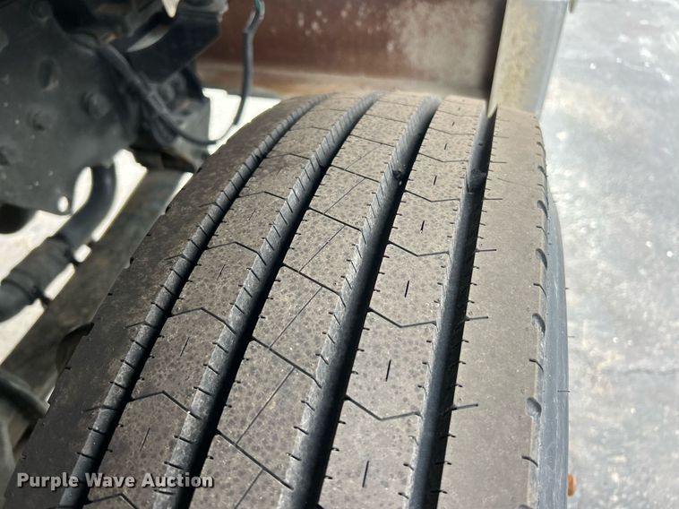 image for item EK2621 2009 Western Star 4900 semi truck