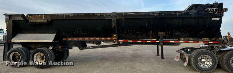 image for item EN5082 2005 Clement RKHSB432 end dump trailer
