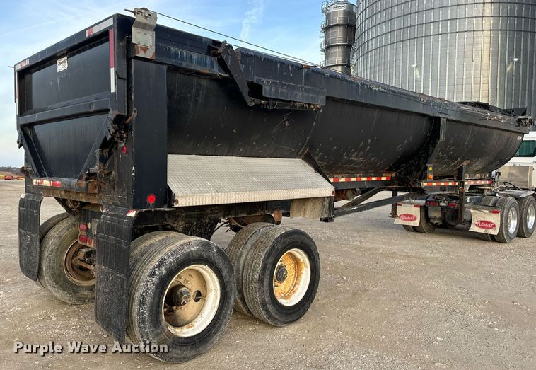 image for item EN5082 2005 Clement RKHSB432 end dump trailer