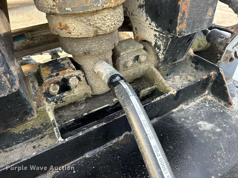 image for item EN5082 2005 Clement RKHSB432 end dump trailer