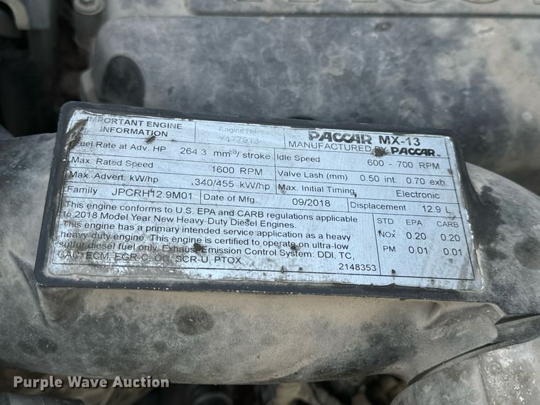 image for item EN5083 2019 Peterbilt 567 semi truck