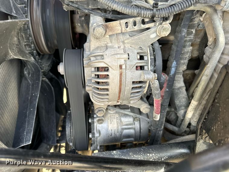 image for item EN5085 2021 Peterbilt semi truck