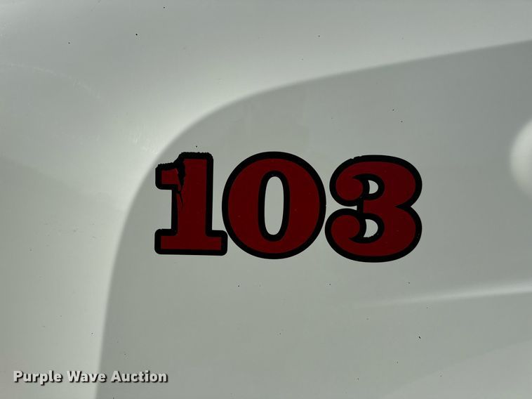 image for item EN5085 2021 Peterbilt semi truck