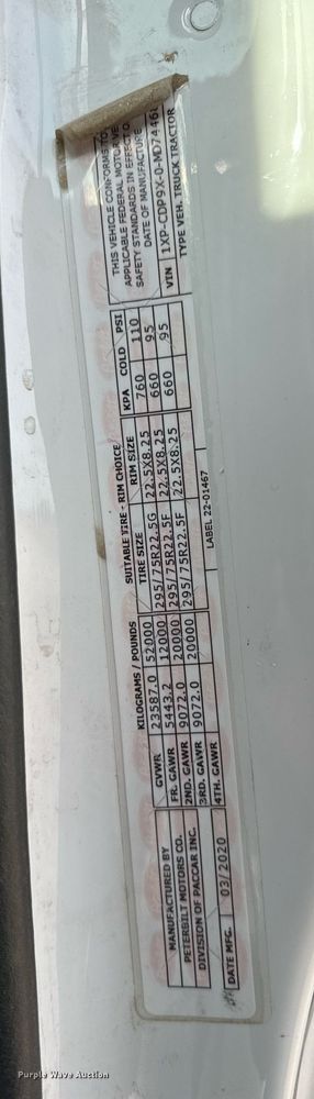 image for item EN5085 2021 Peterbilt semi truck