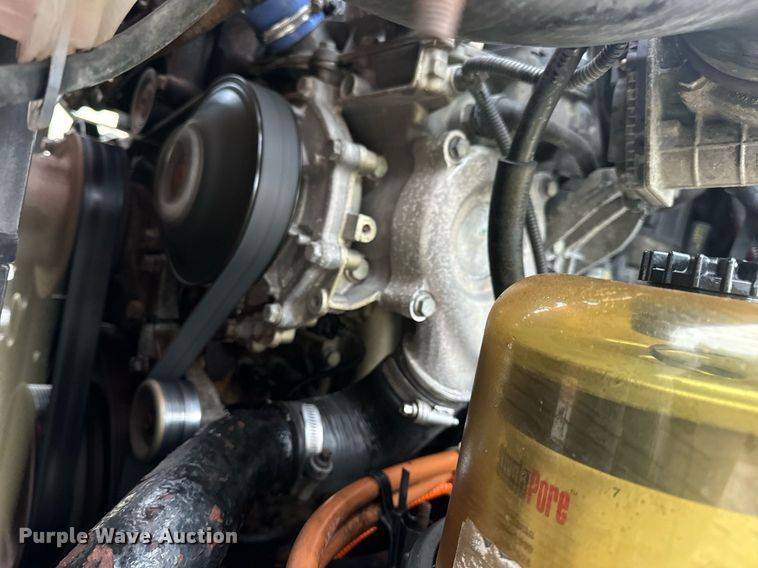 image for item EN5093 2012 Freightliner Cascadia 113 semi truck