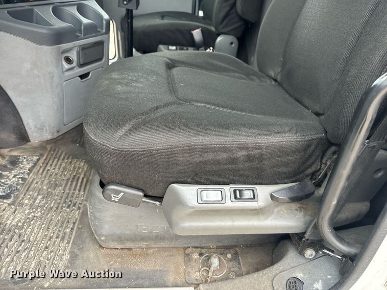 image for item EN5097 2009 Freightliner Columbia semi truck