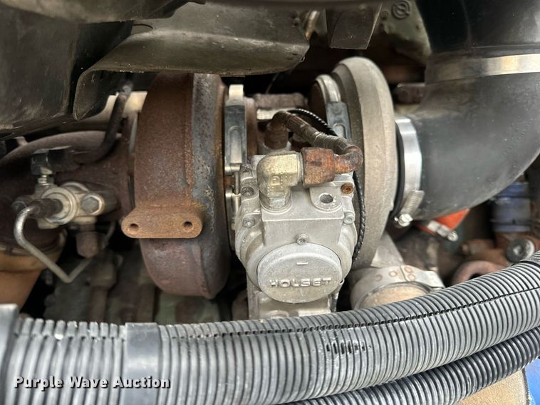 image for item EN5097 2009 Freightliner Columbia semi truck