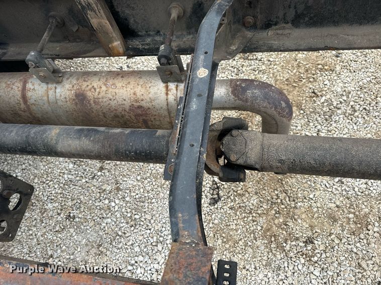 image for item EN5098 2007 International 4400 truck cab and chassis