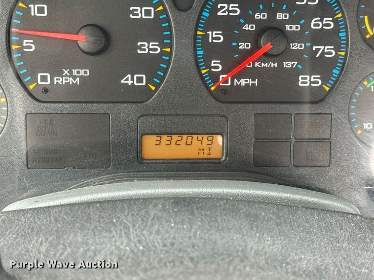 image for item EN5098 2007 International 4400 truck cab and chassis