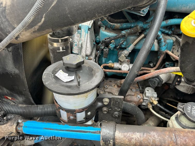 image for item EN5098 2007 International 4400 truck cab and chassis