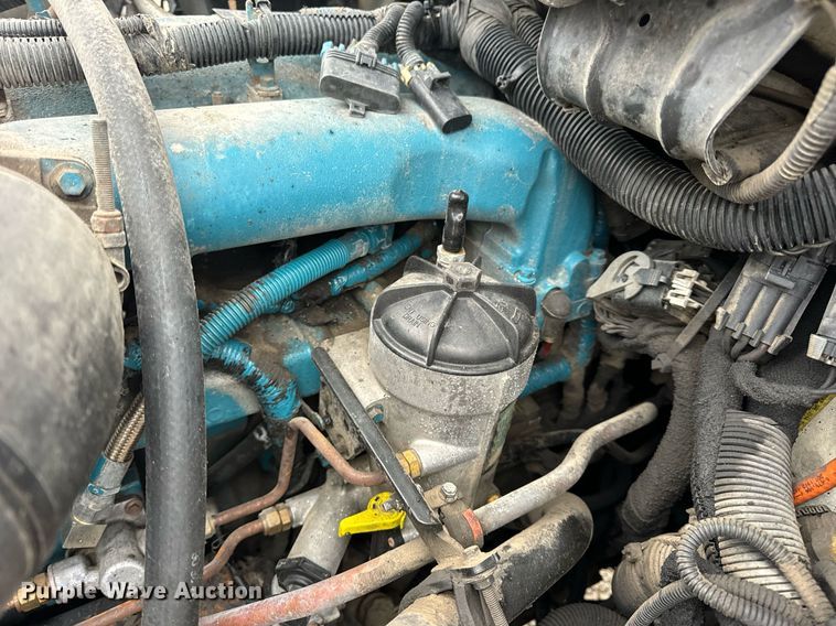 image for item EN5098 2007 International 4400 truck cab and chassis