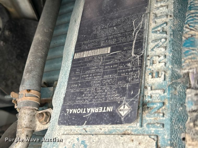 image for item EN5098 2007 International 4400 truck cab and chassis