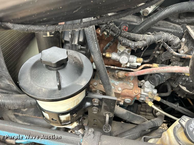 image for item EN5100 2007 International 4400 truck cab and chassis