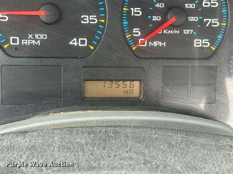 image for item EN5103 2007 International 4400 truck cab and chassis