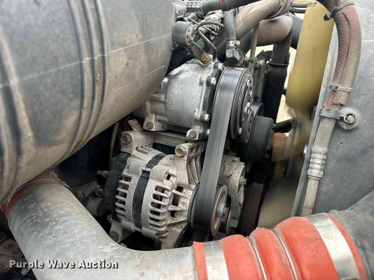 image for item EN5103 2007 International 4400 truck cab and chassis