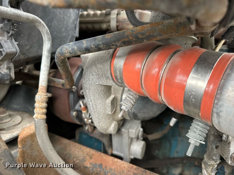 image for item EN5103 2007 International 4400 truck cab and chassis