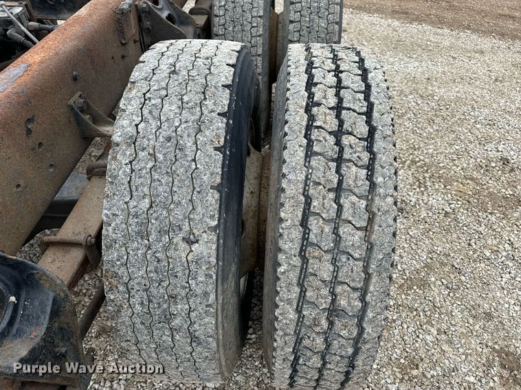 image for item EN5103 2007 International 4400 truck cab and chassis