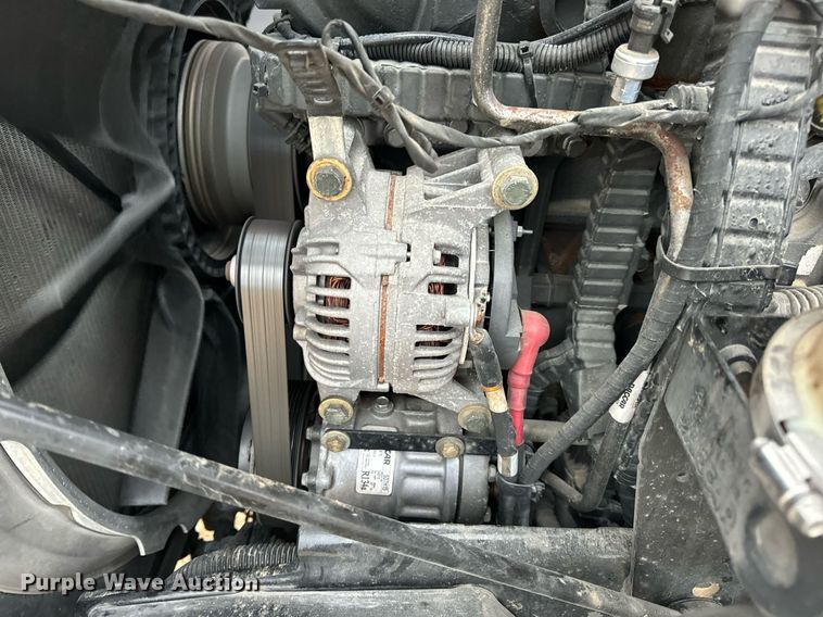 image for item EN5105 2020 Kenworth T680 semi truck