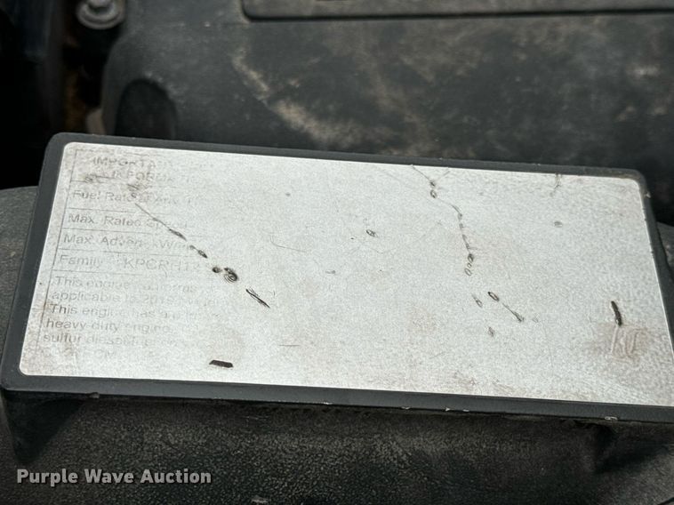 image for item EN5105 2020 Kenworth T680 semi truck