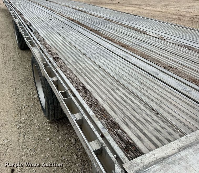 image for item EN5106 2006 Reitnouer DropMizer drop deck equipment trailer