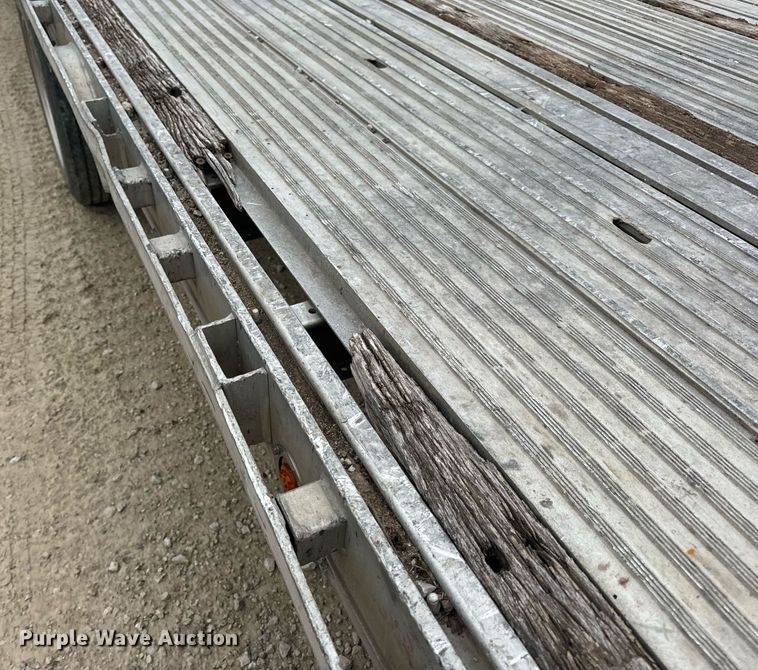 image for item EN5106 2006 Reitnouer DropMizer drop deck equipment trailer