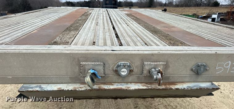 image for item EN5106 2006 Reitnouer DropMizer drop deck equipment trailer