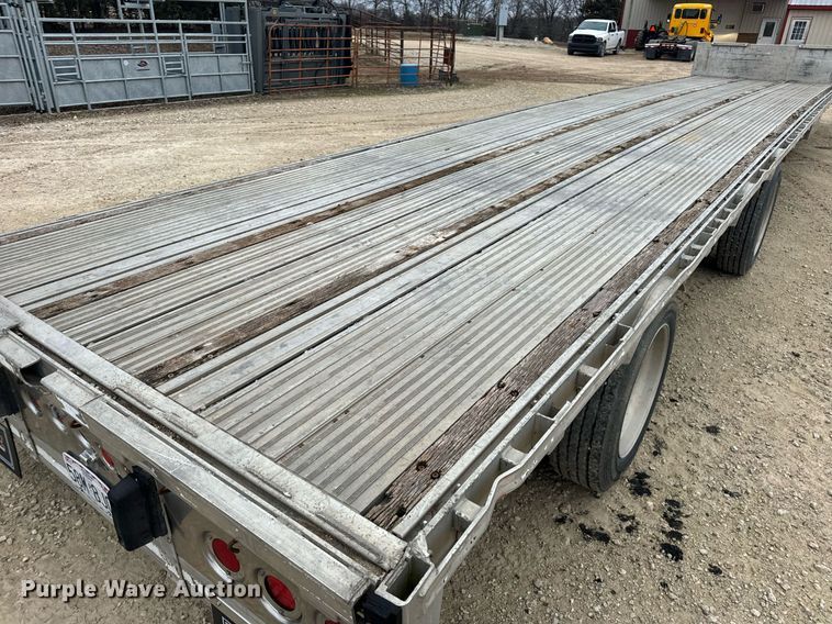 image for item EN5106 2006 Reitnouer DropMizer drop deck equipment trailer
