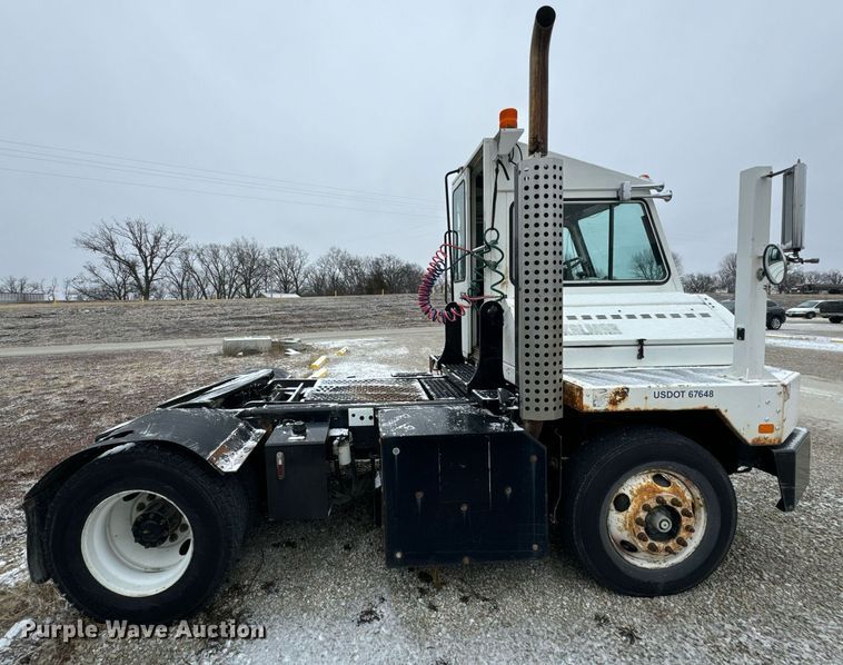 image for item EN5108 2012 Kalmar 4X2 yard truck