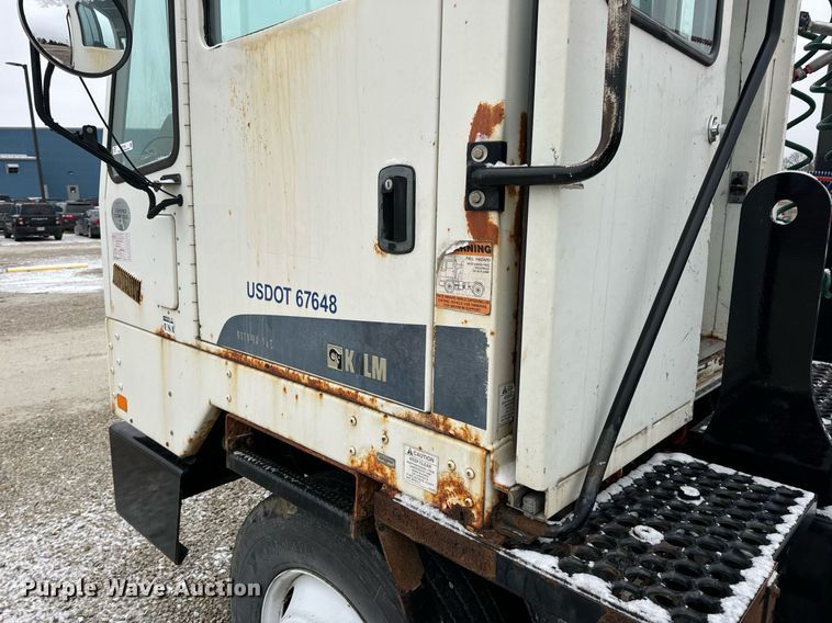 image for item EN5108 2012 Kalmar 4X2 yard truck