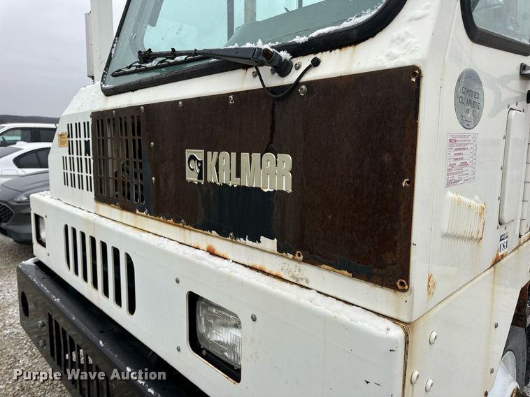 image for item EN5108 2012 Kalmar 4X2 yard truck