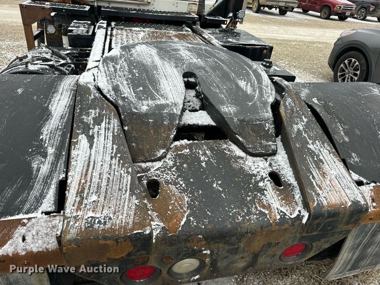 image for item EN5108 2012 Kalmar 4X2 yard truck