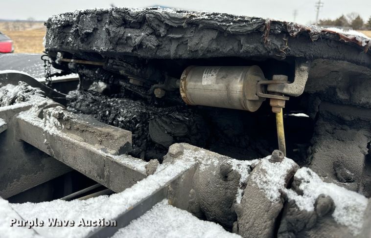 image for item EN5108 2012 Kalmar 4X2 yard truck