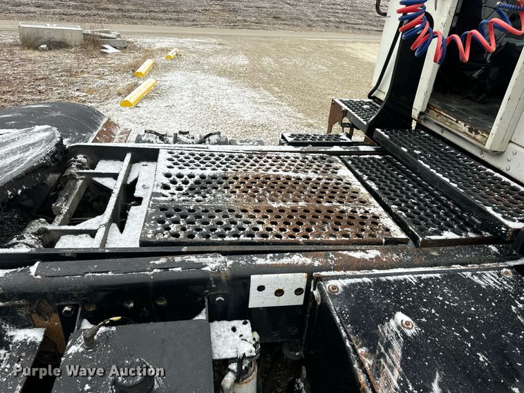 image for item EN5108 2012 Kalmar 4X2 yard truck