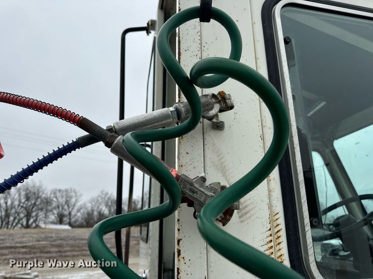 image for item EN5108 2012 Kalmar 4X2 yard truck